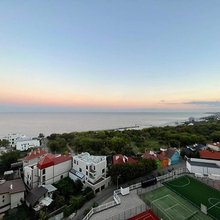 44 Pearl Stylish 1-Bedroom Apartment Odesa Exterior photo